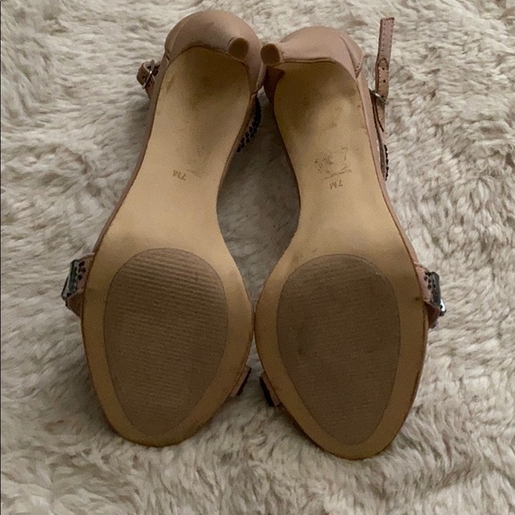Steve Madden Nude Heels - Picture 3 of 4